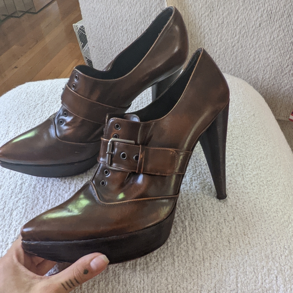 Vintage Stuart weitzman heels